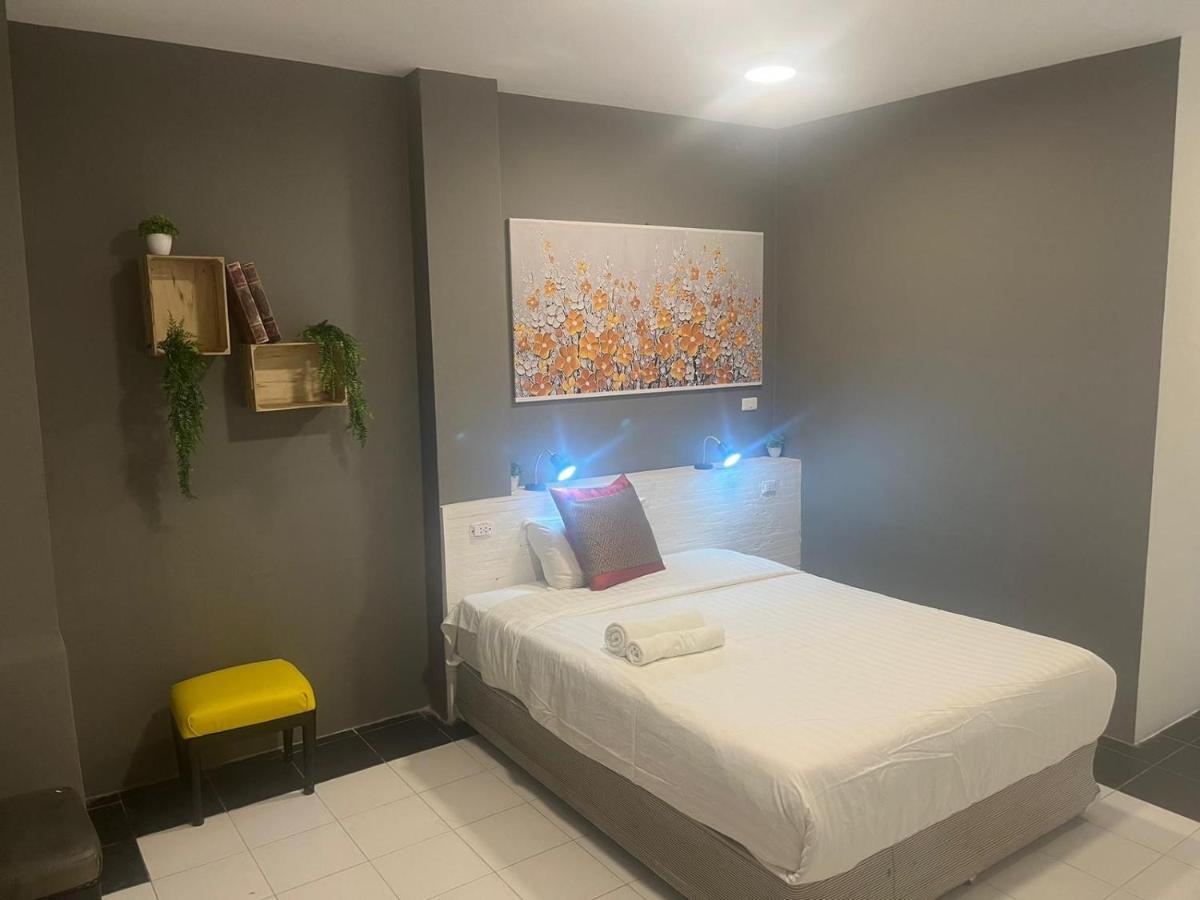 Center Hotel Bãi biển Chaweng Ngoại thất bức ảnh
