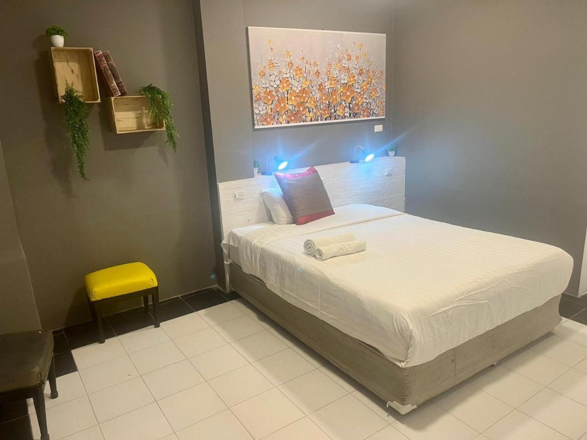 Center Hotel Bãi biển Chaweng Ngoại thất bức ảnh