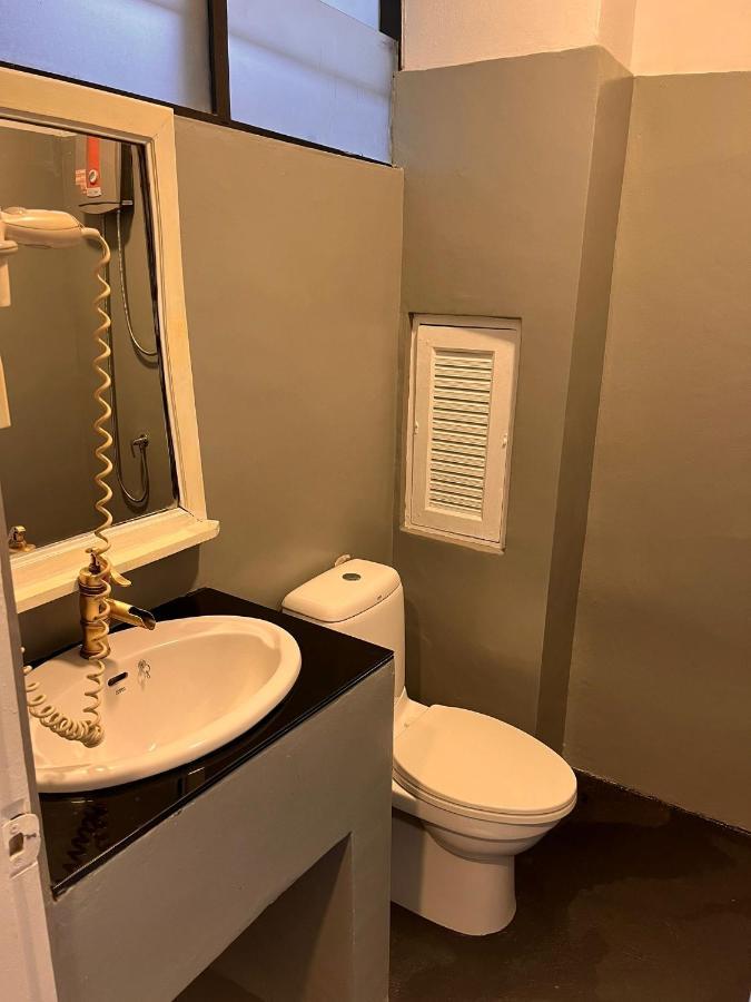 Center Hotel Bãi biển Chaweng Ngoại thất bức ảnh